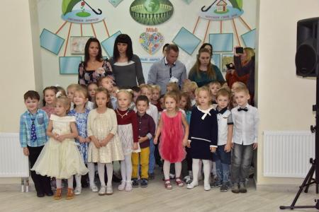 Г.А. Зюганов на открытии детского сада «Замок детства» в совхозе имени Ленина: "К вам всегда приезжаем, как на большой праздник"