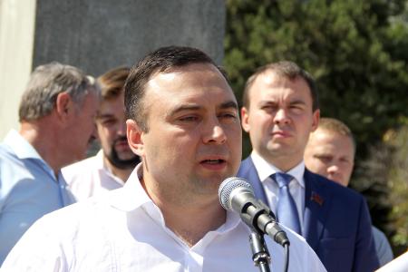 Юрий Афонин принял участие в открытии памятника Ленину в Крыму