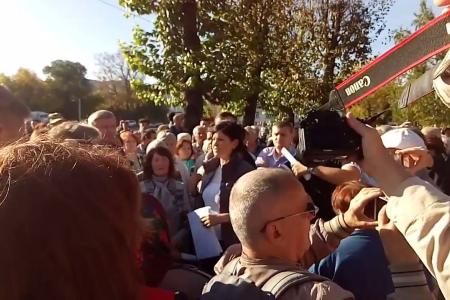 Власти Алтайского края и Барнаула пытались разными способами сорвать митинг КПРФ с обсуждением итогов выборов