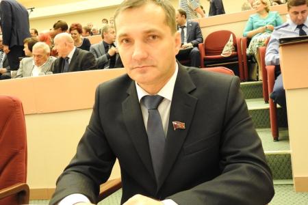 Коммунисты приняли участие в первом заседании Саратовской областной думы шестого созыва