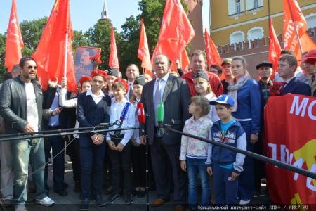 Г.А. Зюганов: Сегодня безопасность страны снова под угрозой