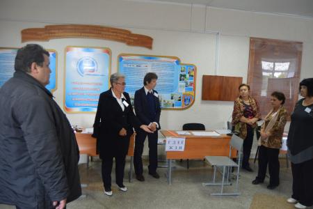 Алтайский край. На выборах в Барнауле появлялись избиратели-«фантомы» и пакеты с  «бесхозными» избирательными бюллетенями