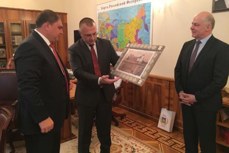 Губернатор – коммунист Вадим Потомский принимает участие в торжествах по случаю юбилея Орловской области