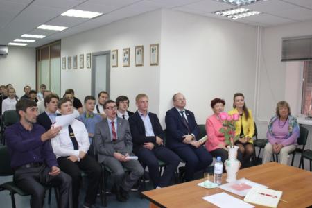 В Тюмени состоялось комсомольское собрание