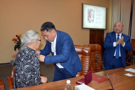 Калмыкия. Николай Нуров принял участи в чествовании почетного гражданина республики Прасковьи Алексеевой