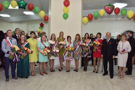 Г.А. Зюганов на открытии детского сада «Замок детства» в совхозе имени Ленина: "К вам всегда приезжаем, как на большой праздник"