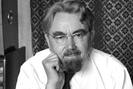 15 лет назад умер великий советский писатель-фантаст, член КПРФ Александр Казанцев