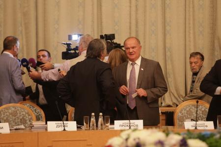 Г.А. Зюганов: более 150 иностранных делегаций приедут в РФ на 100-летие Октябрьской революции