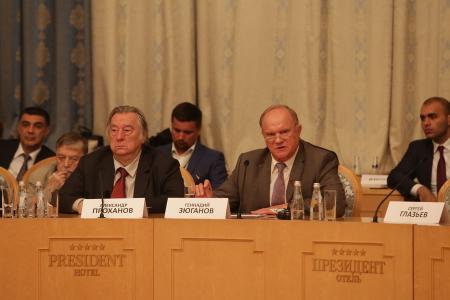 Г.А. Зюганов: более 150 иностранных делегаций приедут в РФ на 100-летие Октябрьской революции