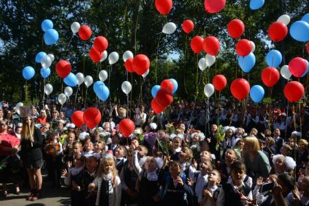 Г.А. Зюганов: В добрый путь, юные друзья! Лидер КПРФ выступил на торжественной линейке в Московской школе №892