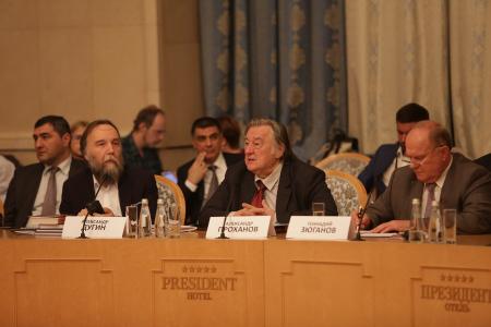 Г.А. Зюганов: более 150 иностранных делегаций приедут в РФ на 100-летие Октябрьской революции