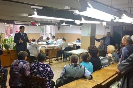 ​Олег Лебедев провел встречи с избирателями в Рязанской области