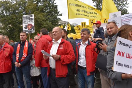 Г.А. Зюганов: В проблеме обманутых дольщиков, как в фокусе, сплелись все мерзости современной жизни