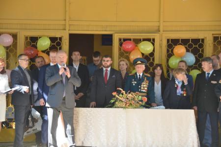 Г.А. Зюганов: В добрый путь, юные друзья! Лидер КПРФ выступил на торжественной линейке в Московской школе №892