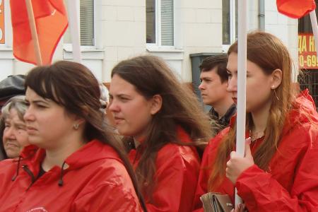 В Иваново состоялся митинг КПРФ в поддержку обманутых дольщиков, детей войны, против тарифов на вывоз ТКО