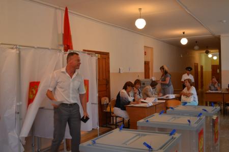 Роман Кияшко проголосовал на губернаторских выборах в Севастополе 