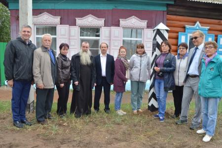 Депутат Владимир Поздняков открыл «верстовой столб» в с. Тарбагатай Тарбагатайского района Республики Бурятия