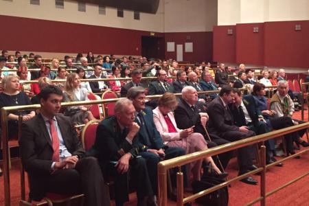 Олег Лебедев наградил лауреатов Международного юниорского лесного конкурса