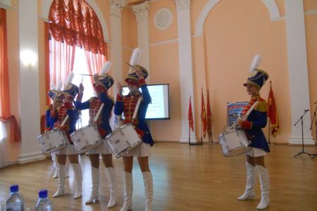 В Орловской области прошел конкурс знамённых групп и барабанщиков