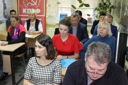 Ямальские коммунисты на своем Пленуме обсудили итоги избирательной кампании и ход подготовки к 100-летию Великого Октября