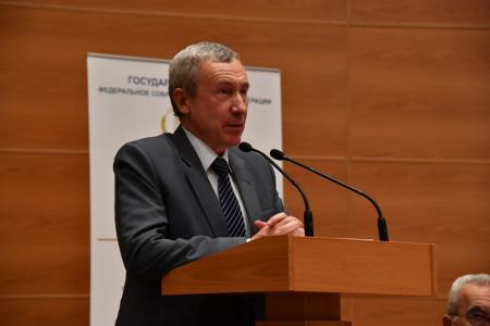 Г.А. Зюганов: "Ленин создал советское государство, где правил не капитал, а труд"