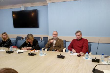 Обслуживающие организации под контроль собственников. О рабочей группе фракции КПРФ в Мосгордуме