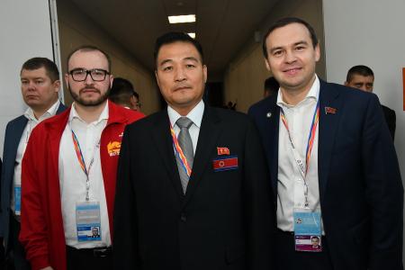Г.А. Зюганов посетил церемонию открытия XIX Всемирного фестиваля молодежи и студентов