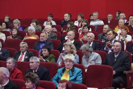 Г.А. Зюганов принял участие в концерте, посвященном Дню пожилого человека
