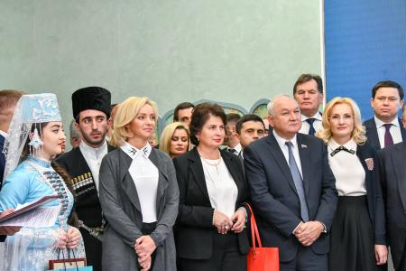 «Они первыми услышат голос Вселенной». Г.А. Зюганов выступил на открытии выставки, посвященной Карачаево-Черкесской Республике