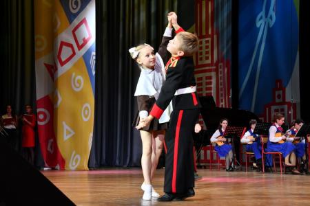 В Москве прошел праздничный концерт, посвященный 99-летию ВЛКСМ