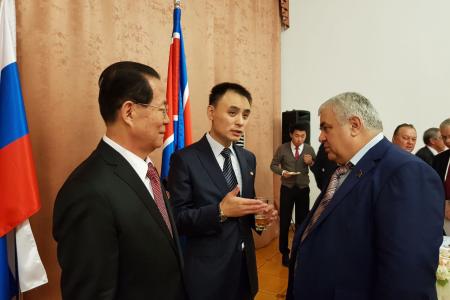 В посольстве КНДР состоялся торжественный прием по случаю 69-й годовщины установления дипломатических отношений между КНДР и Россией