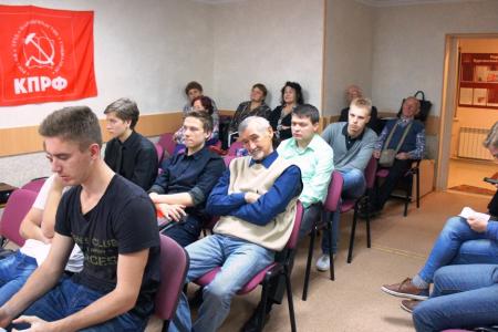 Пламенному революционеру посвящается. Курганские коммунисты и комсомольцы почтили память Че Гевары