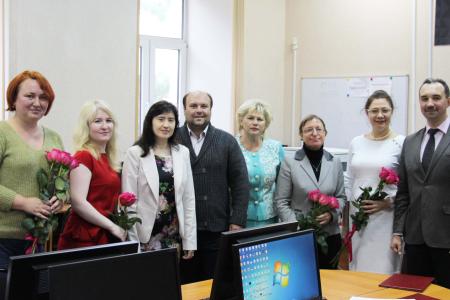 Депутаты-коммунисты поздравили с Днем учителя преподавателей и сотрудников Рязанского государственного университета им. С.А. Есенина