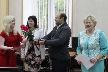 Депутаты-коммунисты поздравили с Днем учителя преподавателей и сотрудников Рязанского государственного университета им. С.А. Есенина
