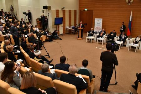 Г.А. Зюганов: "Ленин создал советское государство, где правил не капитал, а труд"