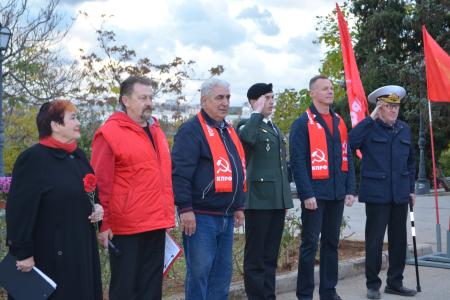 В Севастополе отметили 99-ю годовщину создания ВЛКСМ