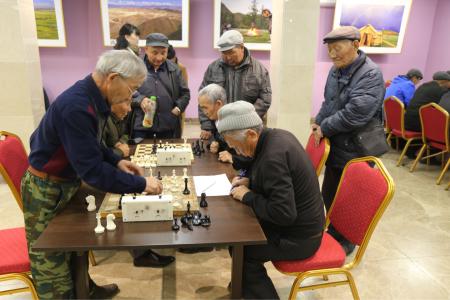 Тувинский реском КПРФ провел шахматный турнир