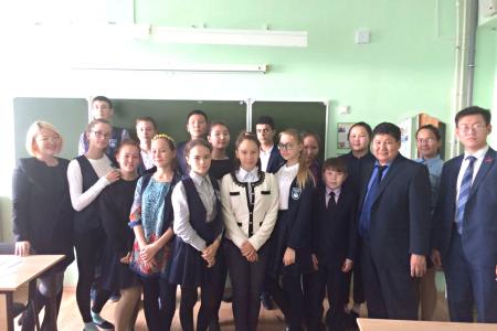 ​Комсомольцы Якутии дали старт акции «Уроки Великого Октября»