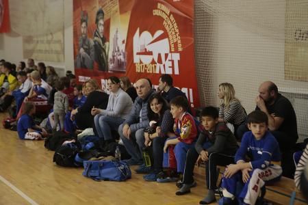 Спортклуб КПРФ провел турнир по кикбоксингу к 100-летию Октября