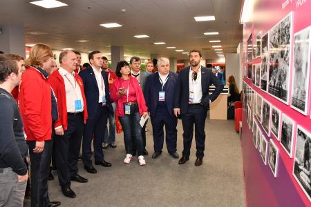 Г.А. Зюганов посетил церемонию открытия XIX Всемирного фестиваля молодежи и студентов