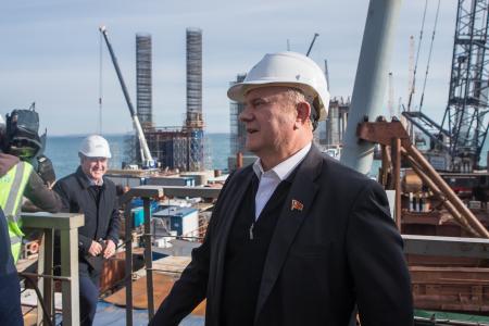 Работают достойно: Г.А. Зюганов оценил ход строительства моста в Крым