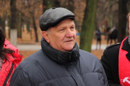 Рязанские комсомольцы всех поколений у краснозвёздного обелиска 
