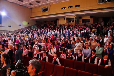 В Москве прошел праздничный концерт, посвященный 99-летию ВЛКСМ