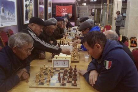 Тувинский реском КПРФ провел шахматный турнир