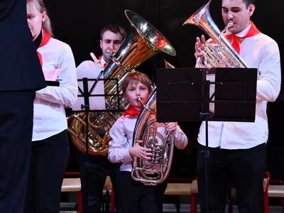 В Москве прошел праздничный концерт, посвященный 99-летию ВЛКСМ