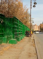 В центре Тюмени по инициативе депутата-коммуниста Александра Чепик было ликвидировано ограждение пешеходного перехода