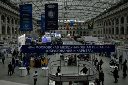 Г.А. Зюганов посетил Московскую международную выставку «Образование и карьера»