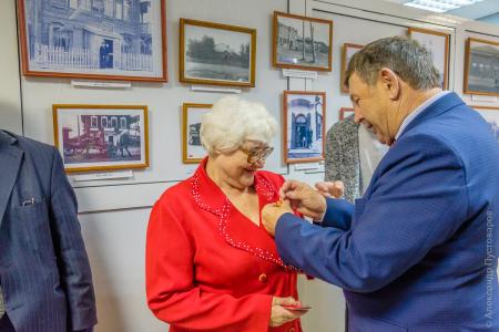 В Красноярском крае в канун 100-летия Великого Октября были отреставрированы советские памятники