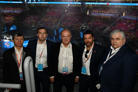 Г.А. Зюганов посетил церемонию открытия XIX Всемирного фестиваля молодежи и студентов