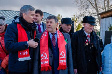 В Красноярском крае в канун 100-летия Великого Октября были отреставрированы советские памятники
